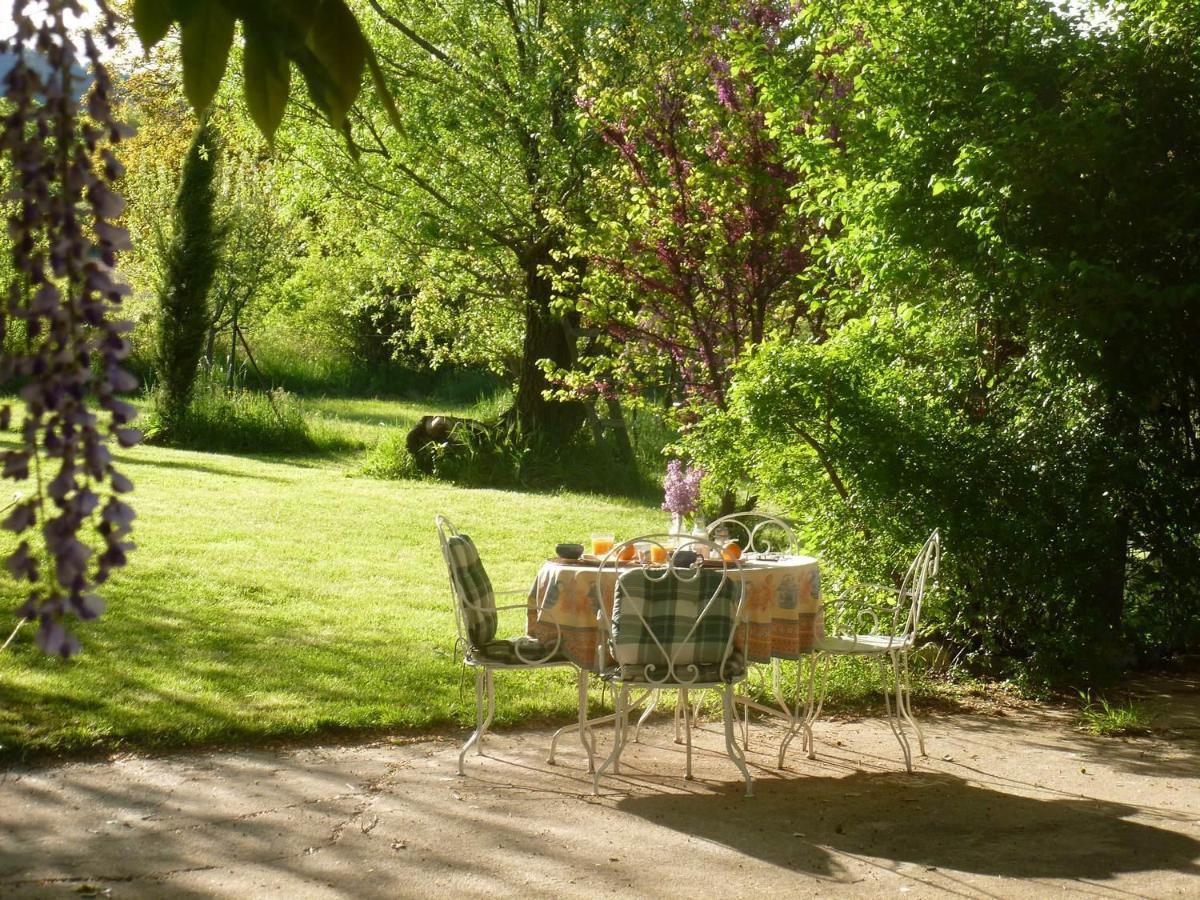 Saint-Étienne-les-Orgues Campagne De Pre Grand Bed & Breakfast エクステリア 写真